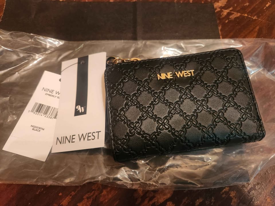 Nine West Black Emberly SL Quilted Wallet Card Holder