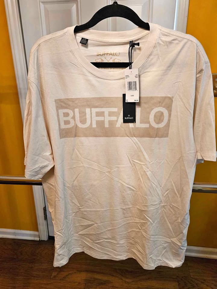 Men's Off White Buffalo T-shirt