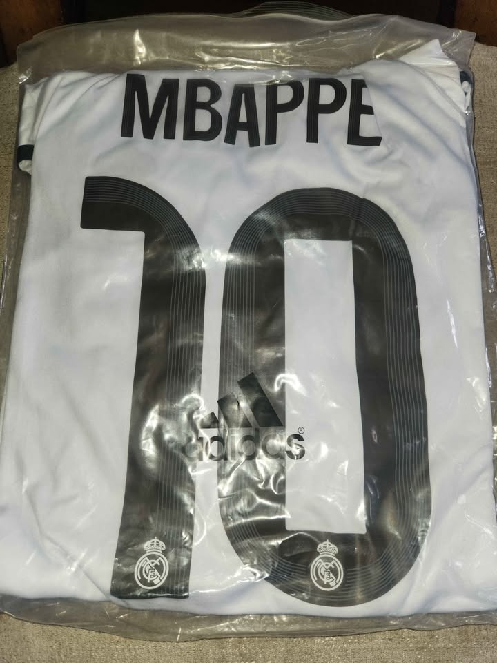 Adidas Mbappé #10 2025 Real Madrid HomeJersey.