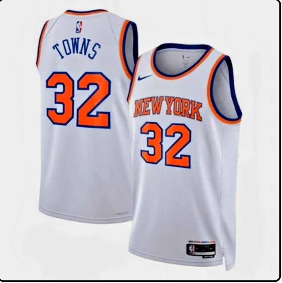 Nike New York Knicks Karl Towns #32 Jersey